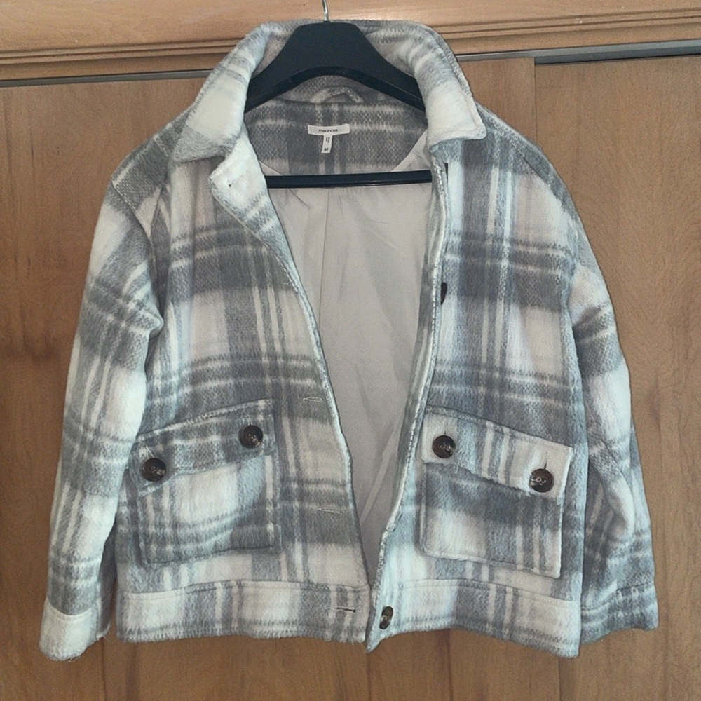 Maurice’s gray and white plaid soft jacket size medium
